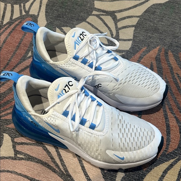 Nike Air Max 270 in White and Blue - Picture 1 of 4